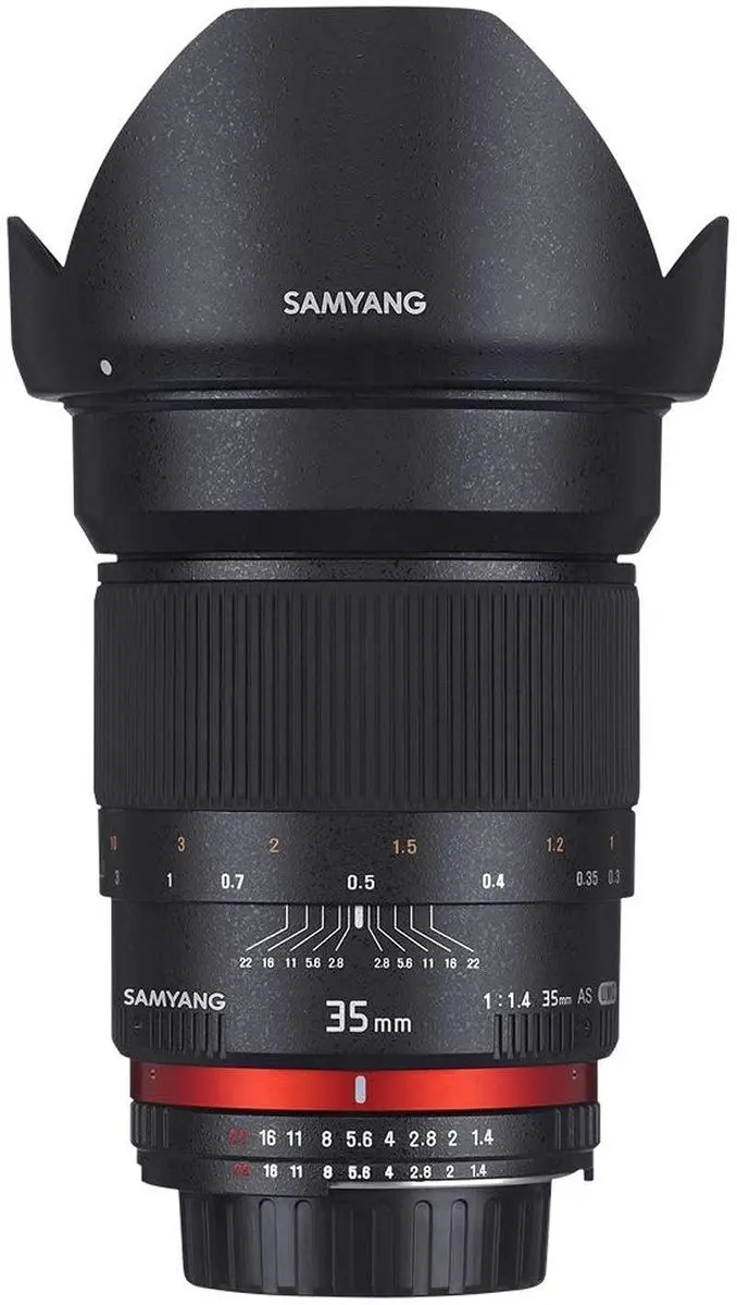 3. Samyang 35mm f/1.4 AS UMC (Canon AE Version) Lens