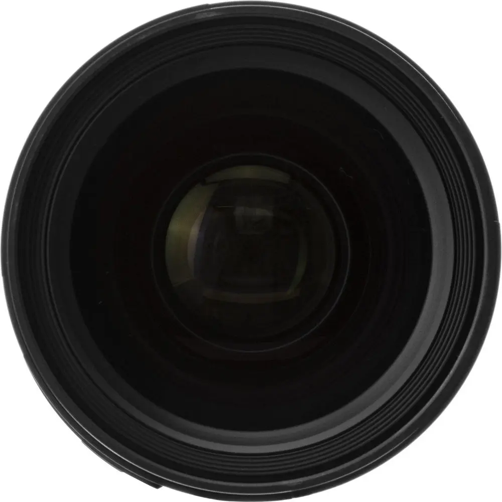 3. Sigma 40mm F1.4 DG HSM | Art (Leica L) Lens