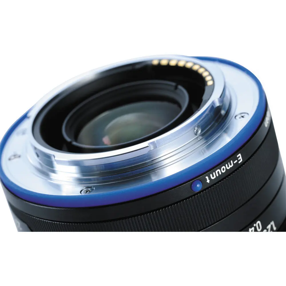 3. Carl Zeiss Loxia 35mm F/2 for Sony E mount f2 Lens