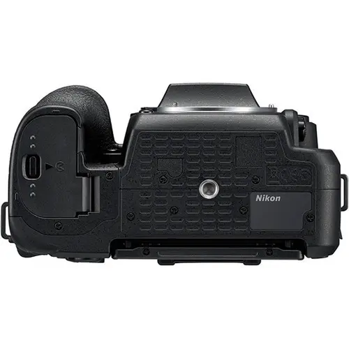 3. Nikon D7500 20.9MP 4K Ultra HD Body Digital SLR Camera