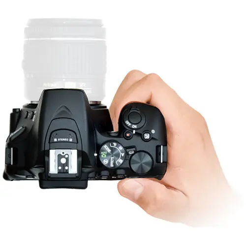 6. Nikon D5600 Body (kit box) Camera