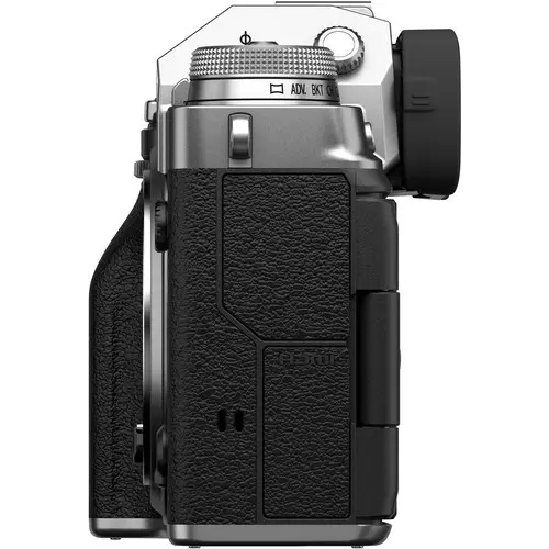 7. Fujifilm X-T4 Body Silver (kit box) Camera