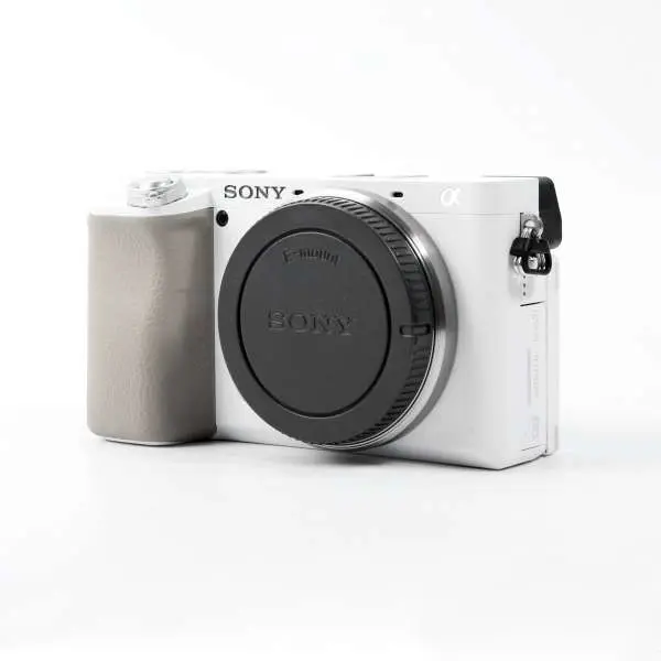 sony a6100 white