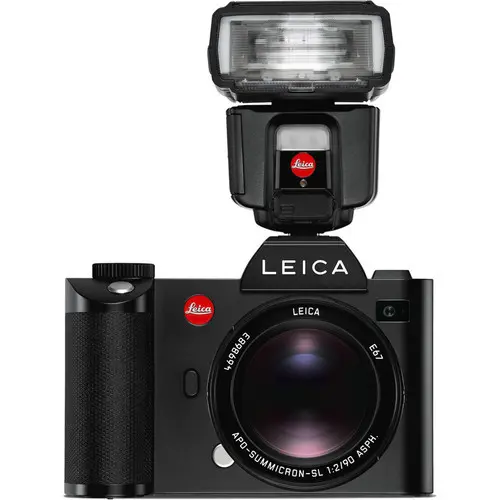 7. Leica SF 60 Flash