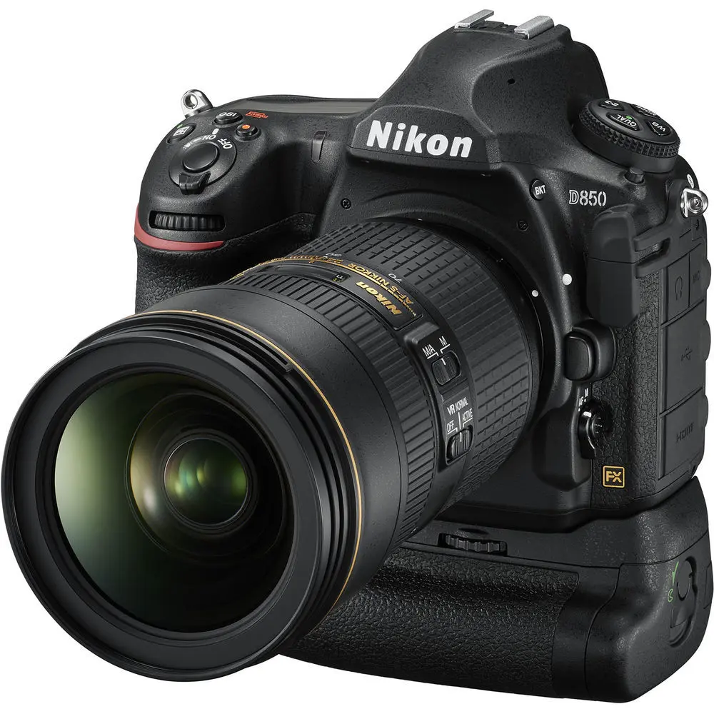 3. Nikon MB-D18 Multi-Power Battery Pack For Nikon D850 DSLR MB D18