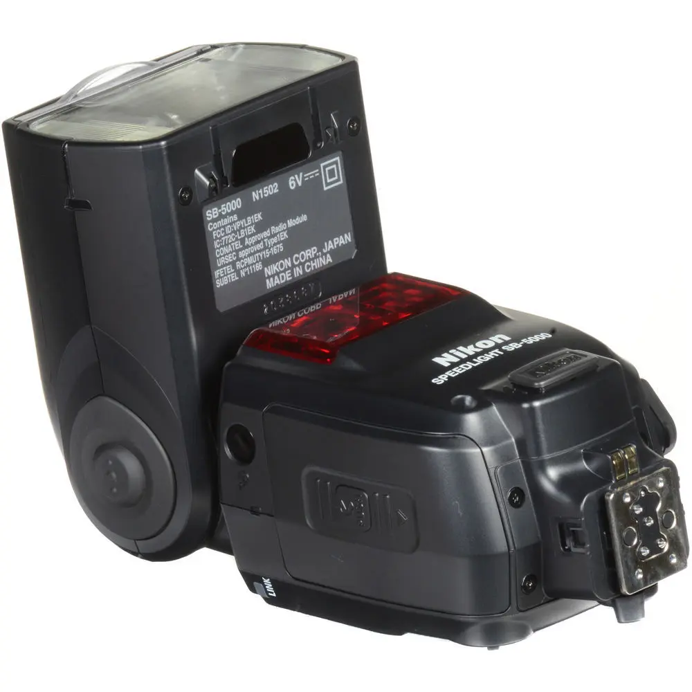 6. Nikon SB-5000 AF Speedlight Radio Control Advanced Wireless Lighting