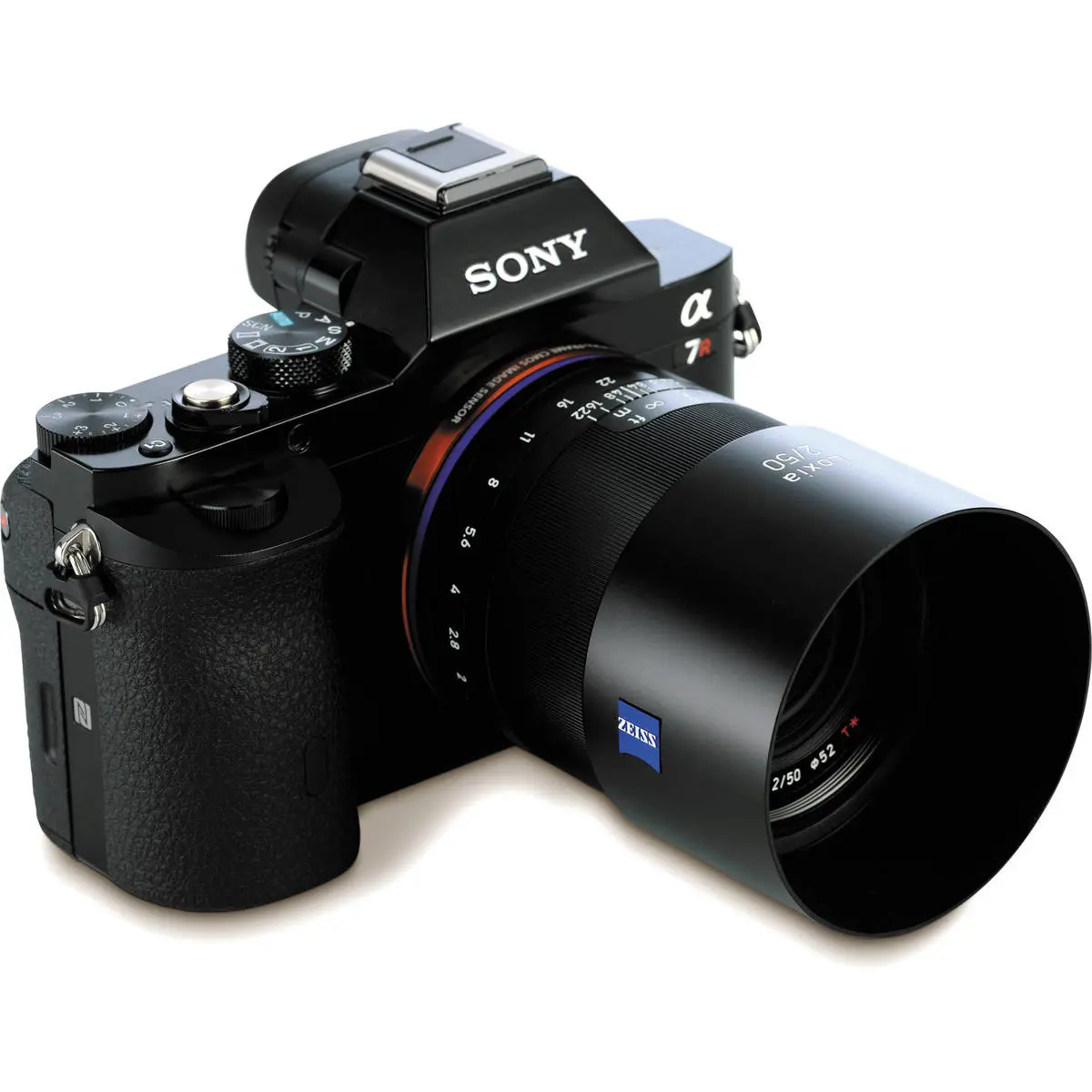 5. Carl Zeiss Loxia 50mm f/2 Planar T* (Sony E-Mount) Lens