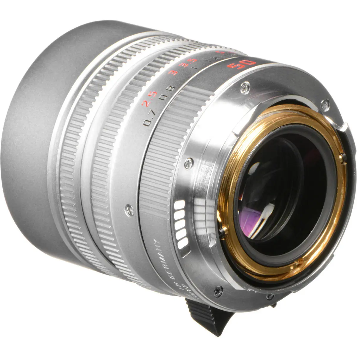 2. LEICA SUMMILUX-M 50 mm f/1.4 ASPH Silver Lens