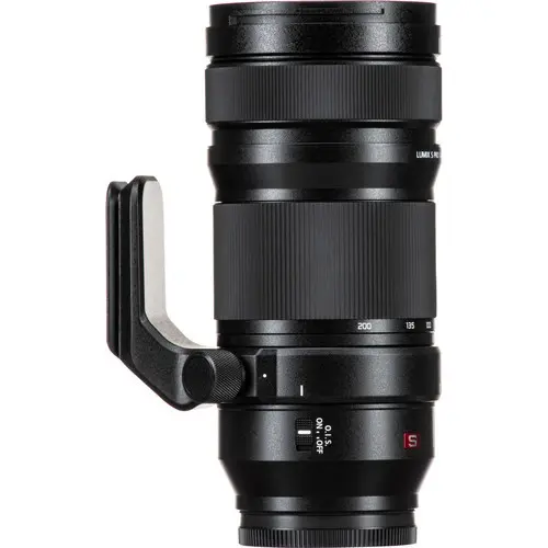4. Panasonic Lumix S Pro 70-200mm F4 O.I.S Lens Lens