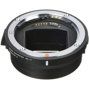 Sigma mount converter MC-11 (Canon to Sony E) Lens