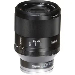 8. Sony Zeiss Planar T* FE 50mm F1.4 ZA SEL50F14Z E-Mount Lens thumbnail