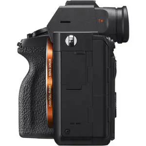 6. Sony A7R Mark IV A thumbnail