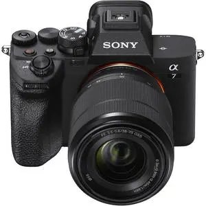 3. Sony A7 IV Kit (28-70) thumbnail