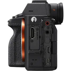 5. Sony A7 IV Kit (28-70) thumbnail