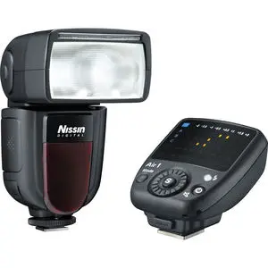 Nissin Di700a Flash with air 1 commander (Nikon)