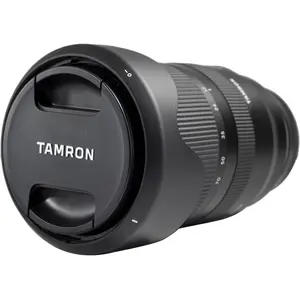 7. Tamron 17-70mm F2.8 Di III-A VC RXD (B070) Fuji X thumbnail