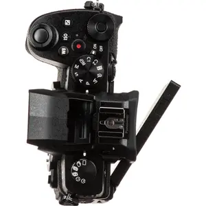 3. Panasonic Lumix DC-G95D Body thumbnail