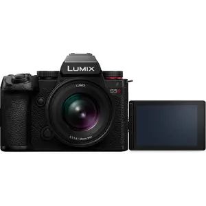 2. Panasonic Lumix DC-S5M2 Body thumbnail
