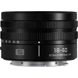 2. Panasonic Lumix S 18-40mm F4.5-6.3 (White Box) thumbnail