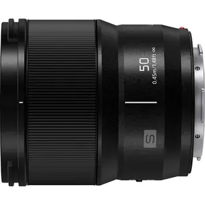 3. Panasonic Lumix S 50mm F1.8 (White Retail Box) thumbnail