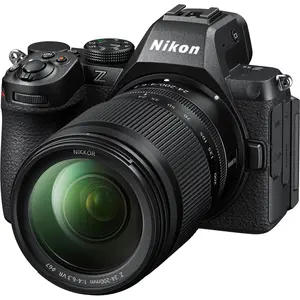 3. Nikon Z5 II Kit (24-200 F4-6.3 VR) thumbnail