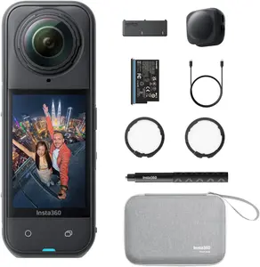 Insta360 X5 Essentials bundle