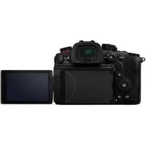 1. Panasonic Lumix DC-GH7 Body (kit box) thumbnail