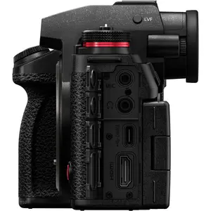 5. Panasonic Lumix S1 IIE thumbnail